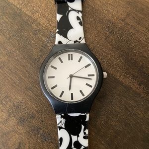 Like New Disney Parks Mickey Mouse Watch!